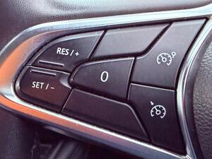 Renault Zoe R110 EV50 52kWh Iconic AUTO 5dr (Rapid Charge)