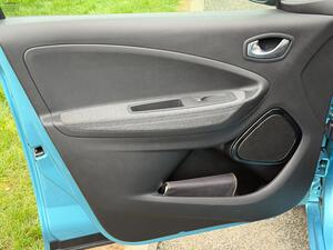 Renault Zoe R110 EV50 52kWh Iconic AUTO 5dr (Rapid Charge)