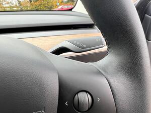 Tesla Model 3 (Dual Motor) LONG Range AUTO 4WDE 4dr