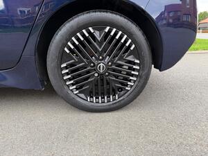 Nissan Leaf 39kWh N-Connecta AUTO 5dr