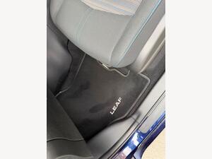 Nissan Leaf 39kWh N-Connecta AUTO 5dr