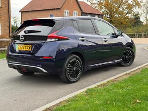 Nissan Leaf 39kWh N-Connecta AUTO 5dr