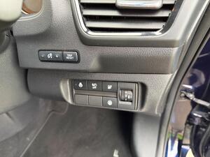 Nissan Leaf 39kWh N-Connecta AUTO 5dr