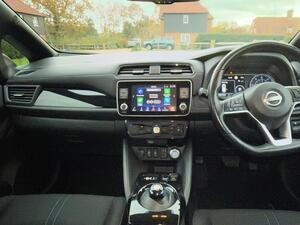 Nissan Leaf 39kWh N-Connecta AUTO 5dr