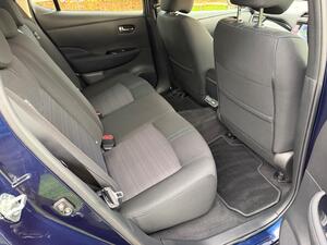 Nissan Leaf 39kWh N-Connecta AUTO 5dr