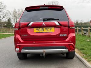 Mitsubishi Outlander 2.0H 12kWh 5HS CVT 4WD EURO 6 (s/s) 5dr