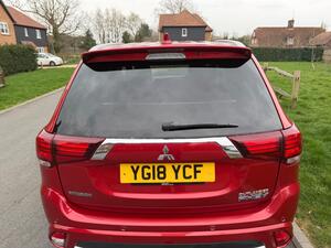 Mitsubishi Outlander 2.0H 12kWh 5HS CVT 4WD EURO 6 (s/s) 5dr