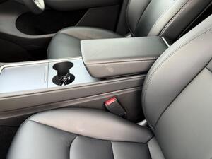 Tesla Model Y (Dual Motor) LONG Range AUTO 4WDE 5dr