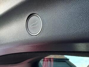 Tesla Model Y (Dual Motor) LONG Range AUTO 4WDE 5dr