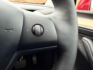 Tesla Model Y (Dual Motor) LONG Range AUTO 4WDE 5dr