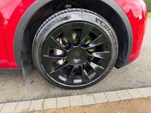 Tesla Model Y (Dual Motor) LONG Range AUTO 4WDE 5dr