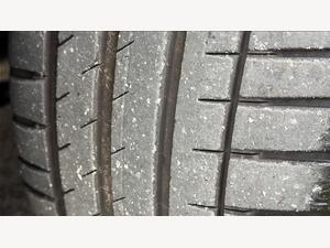 Tesla Model Y (Dual Motor) LONG Range AUTO 4WDE 5dr