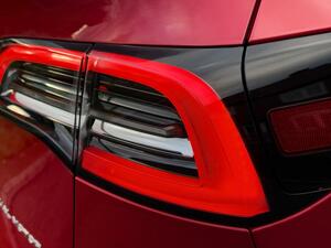 Tesla Model Y (Dual Motor) LONG Range AUTO 4WDE 5dr