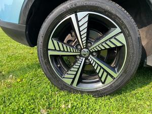 MG MG ZS 44.5kWh Exclusive Auto 5dr