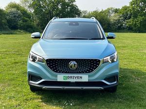 MG MG ZS 44.5kWh Exclusive Auto 5dr