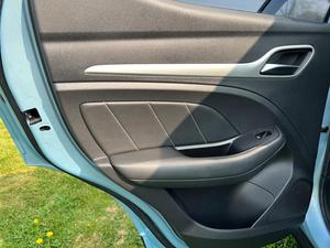 MG MG ZS 44.5kWh Exclusive Auto 5dr