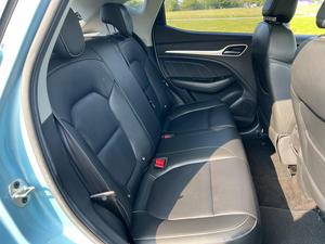 MG MG ZS 44.5kWh Exclusive Auto 5dr