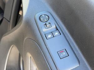 Vauxhall Combo Electric 2300 50kWh Sportive Panel VAN 6dr Electric AUTO L2 H1 (7.4kW Charger) (136 PS)