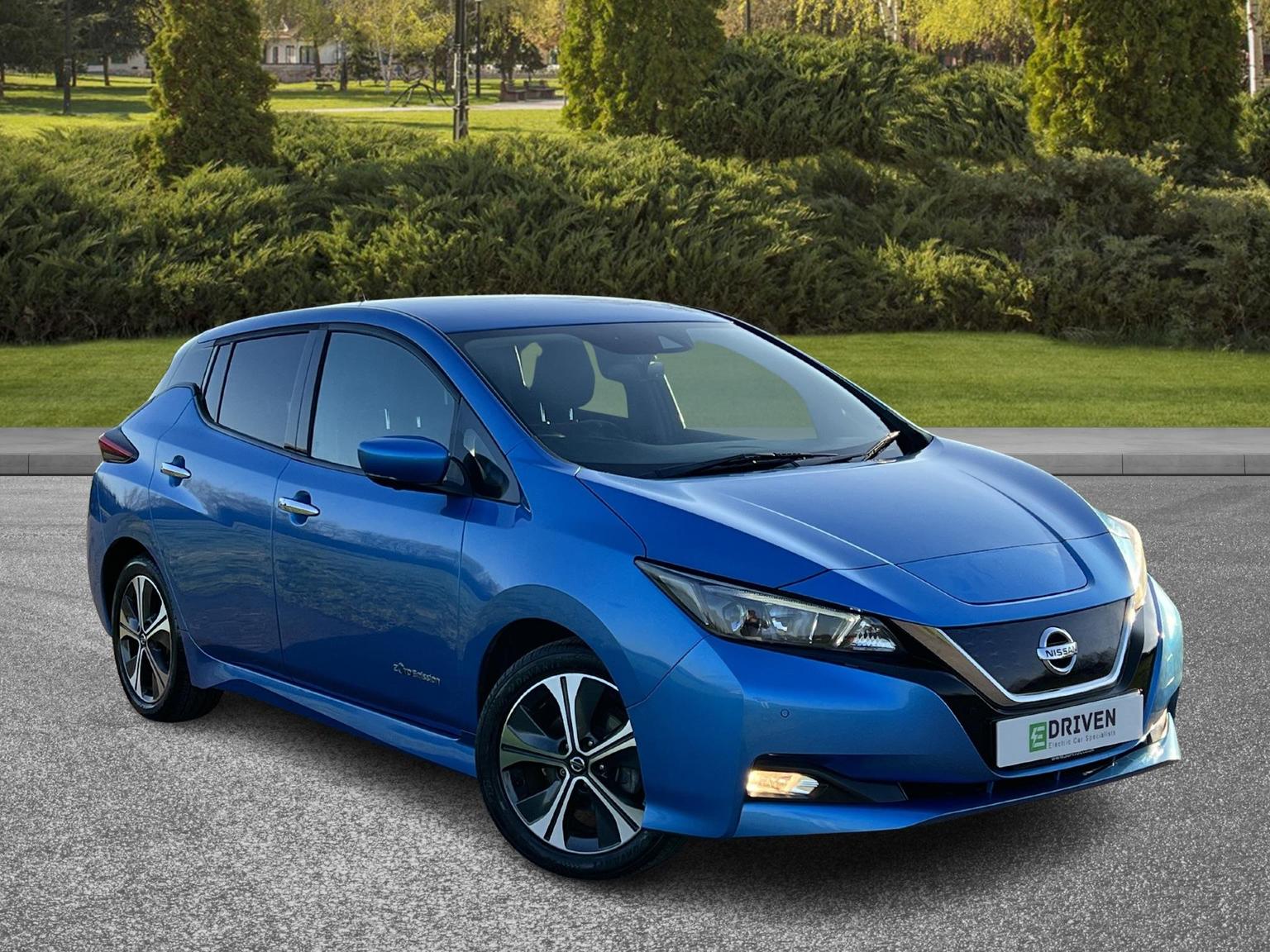 Nissan Leaf 40kWh N-Connecta Auto 5dr