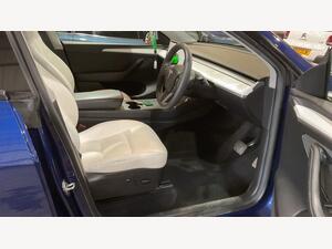 Tesla Model Y (Dual Motor) LONG Range AUTO 4WDE 5dr