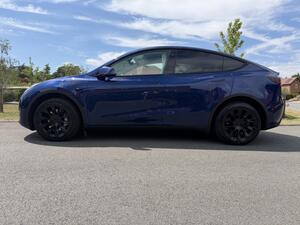Tesla Model Y (Dual Motor) LONG Range AUTO 4WDE 5dr