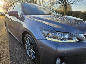 Lexus CT 1.8 200h Advance 5dr