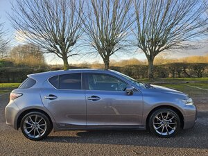 Lexus CT 1.8 200h Advance 5dr