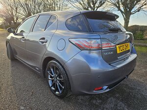 Lexus CT 1.8 200h Advance 5dr