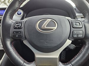 Lexus IS 2.5 300h F Sport 4dr