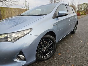 Toyota Auris 1.8 Vvt-i Icon Plus 5dr