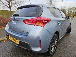 Toyota Auris 1.8 Vvt-i Icon Plus 5dr