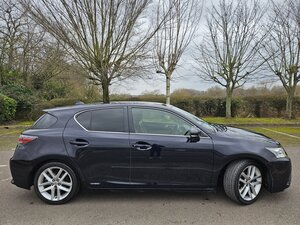 Lexus CT 1.8 200h Premier 5dr