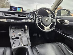 Lexus CT 1.8 200h Premier 5dr