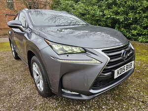 Lexus NX 2.5 300h Premier 5dr