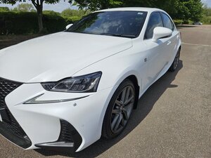 Lexus IS 2.5 Is 300h F Sport Cvt 4dr