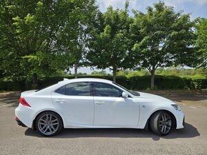 Lexus IS 2.5 Is 300h F Sport Cvt 4dr