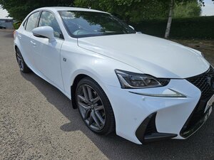 Lexus IS 2.5 Is 300h F Sport Cvt 4dr