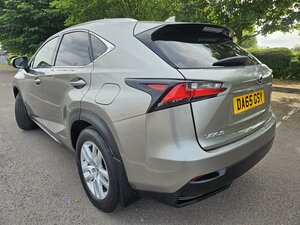 Lexus NX 2.5 Nx 300h Luxury Cvt 5dr
