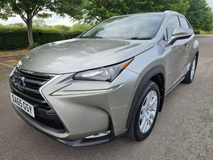 Lexus NX 2.5 Nx 300h Luxury Cvt 5dr