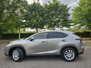 Lexus NX 2.5 Nx 300h Luxury Cvt 5dr