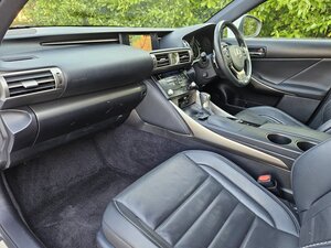 Lexus IS 2.5 Is 300h F Sport Cvt 4dr