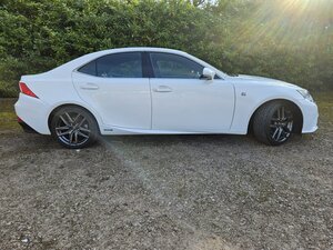 Lexus IS 2.5 Is 300h F Sport Cvt 4dr