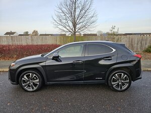 Lexus UX 2.0 250h 5dr