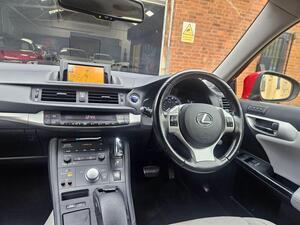 Lexus CT 1.8 200H Premier CVT EURO 5 (s/s) 5dr