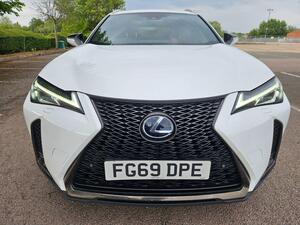 Lexus UX 2.0 250H F Sport E-CVT EURO 6 (s/s) 5dr