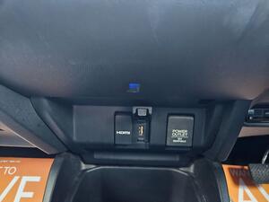Honda Fit HYBRID AUTOMATIC- SE NAVIGATION