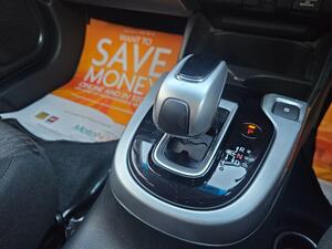 Honda Fit HYBRID AUTOMATIC- SE NAVIGATION
