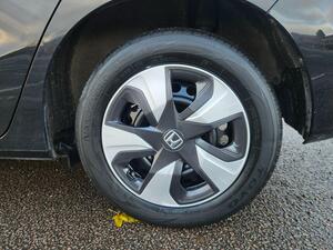 Honda Fit HYBRID AUTOMATIC- SE NAVIGATION