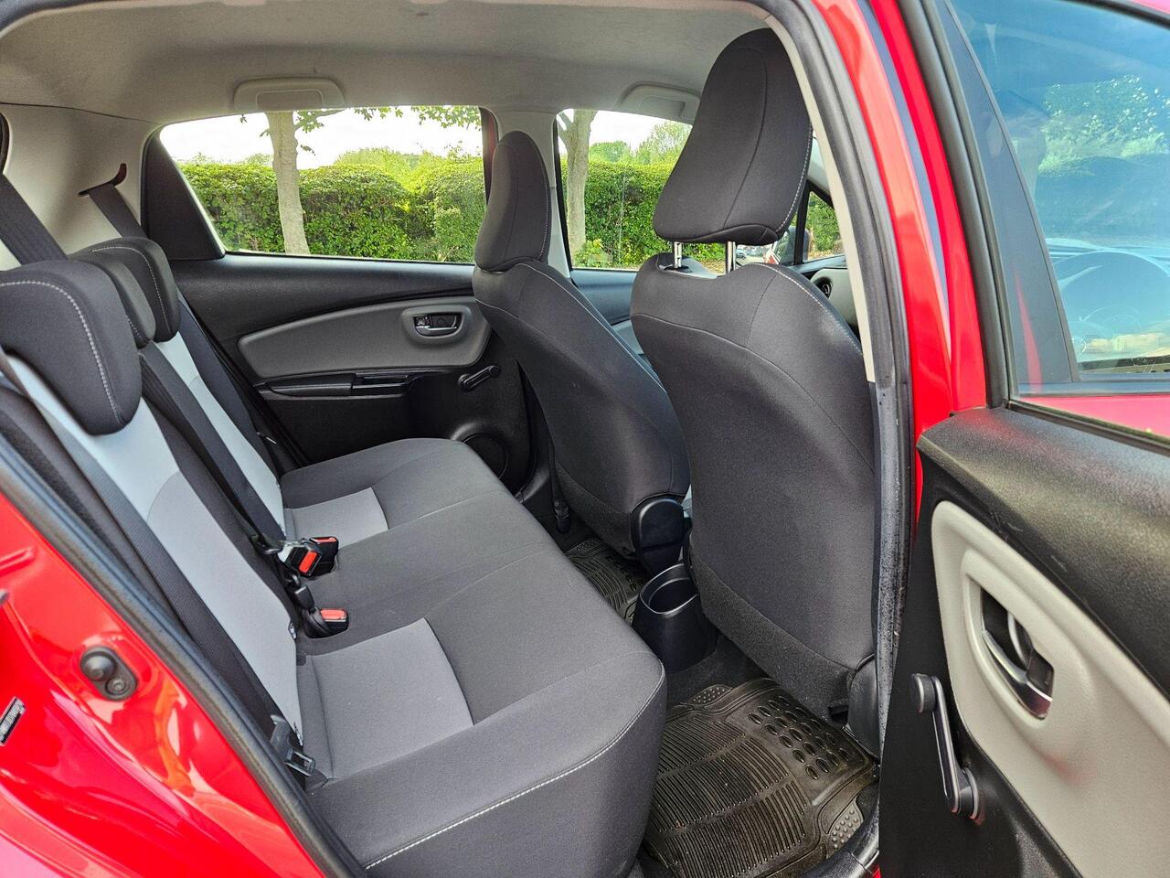 Toyota Yaris 1.5 VVT-i Icon Euro 6 5dr