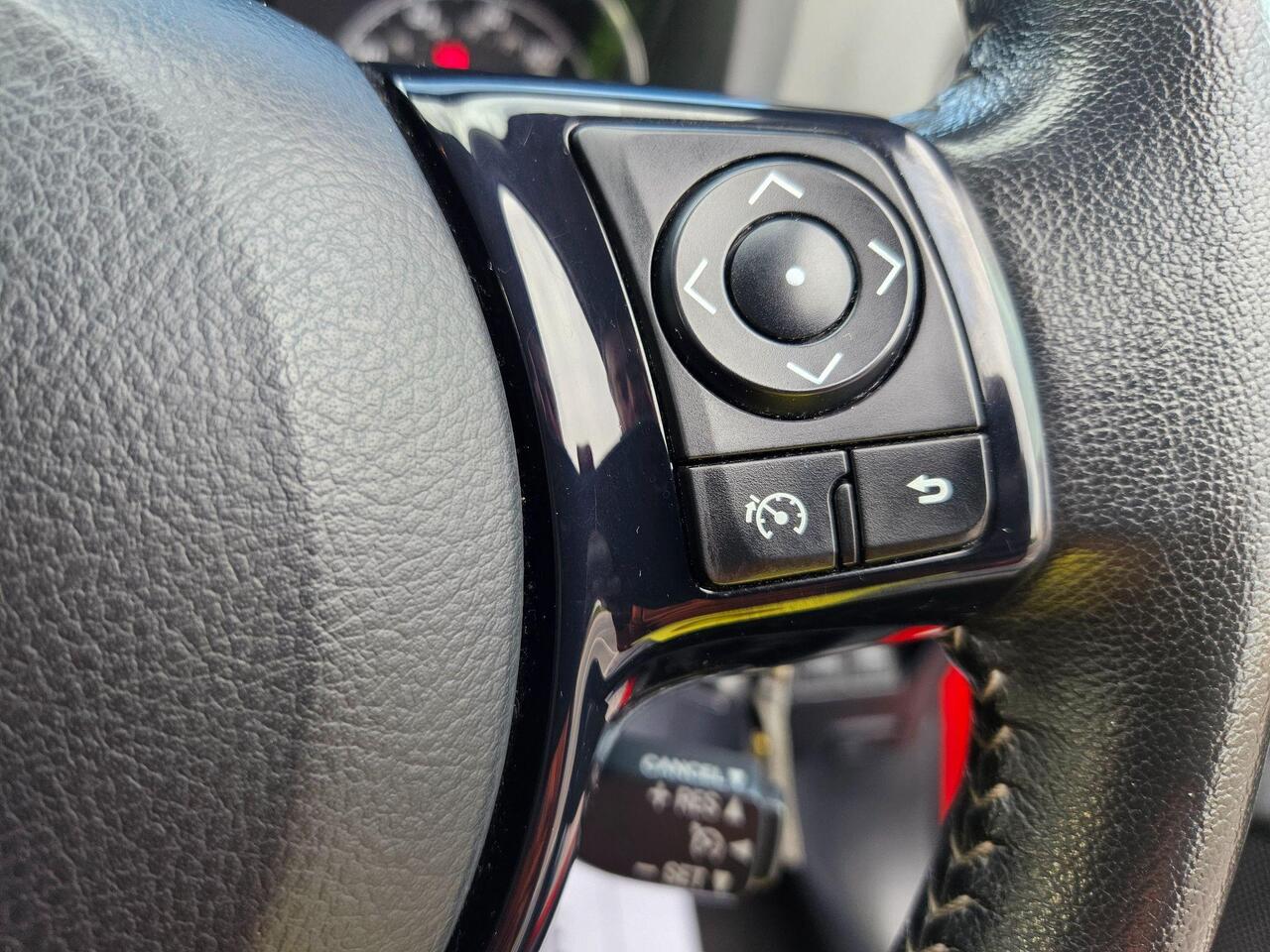 Toyota Yaris 1.5 VVT-i Icon Euro 6 5dr